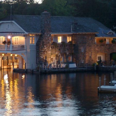 Lake George Boathouse Waterfront Lodging 博尔顿兰丁 外观 照片