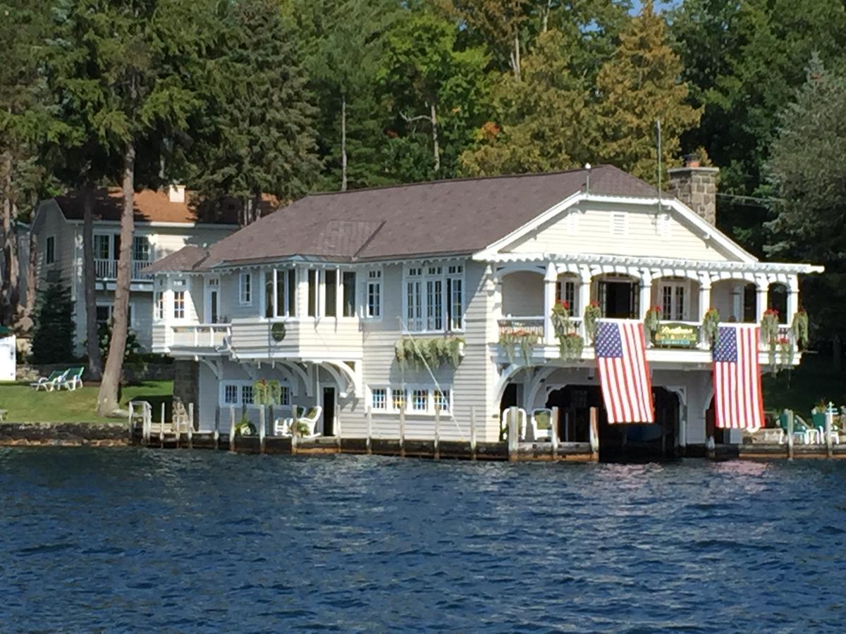 Lake George Boathouse Waterfront Lodging 博尔顿兰丁 外观 照片