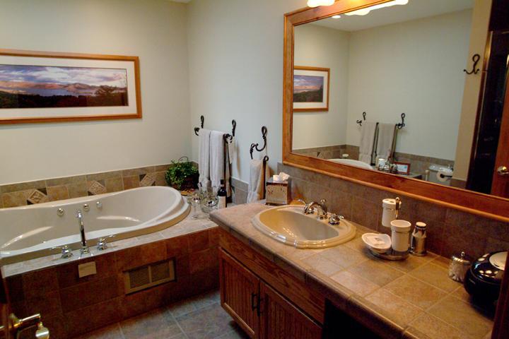 Lake George Boathouse Waterfront Lodging 博尔顿兰丁 外观 照片