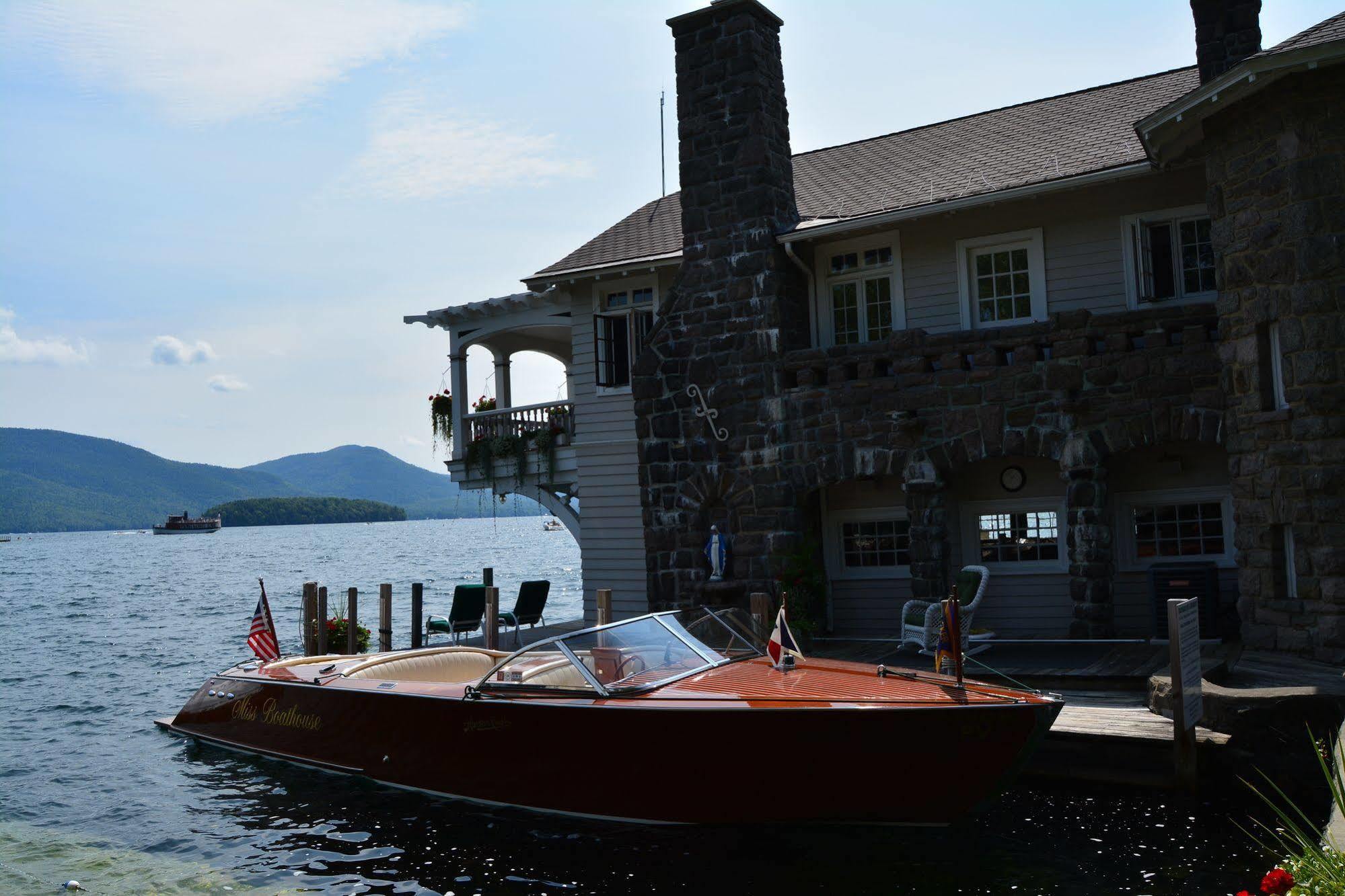 Lake George Boathouse Waterfront Lodging 博尔顿兰丁 外观 照片